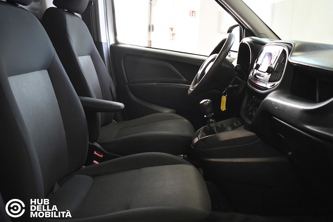 FIAT Doblò 1.4 T-Jet Natural Power PL-TN Cargo Maxi Lamierato SX